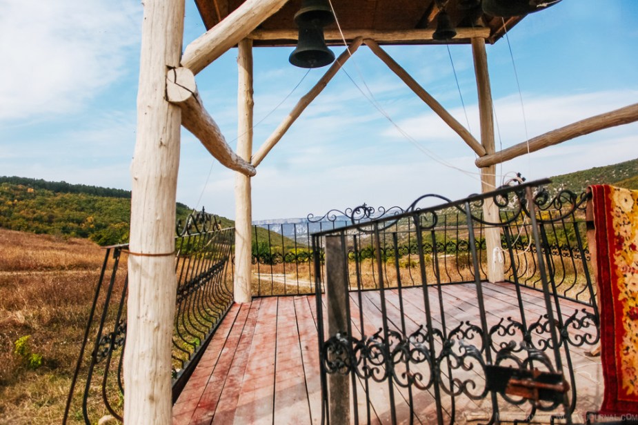 Небесный храм в Лаки