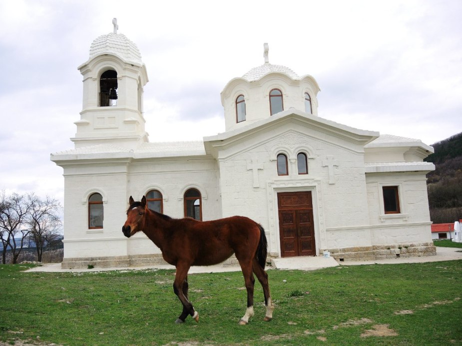 белоснежный храм