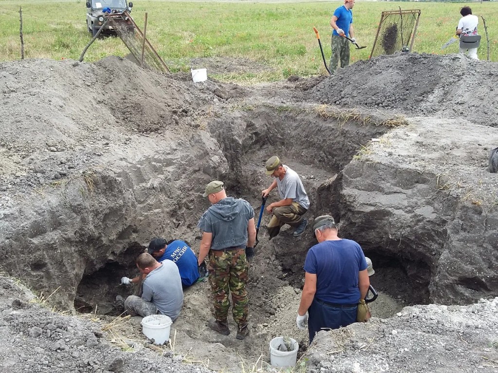 Поисковики военно-исторической общественной организации Белогорского района Республики Крым «Центр»